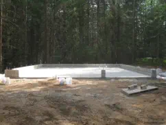 concrete foundation with cement blocks